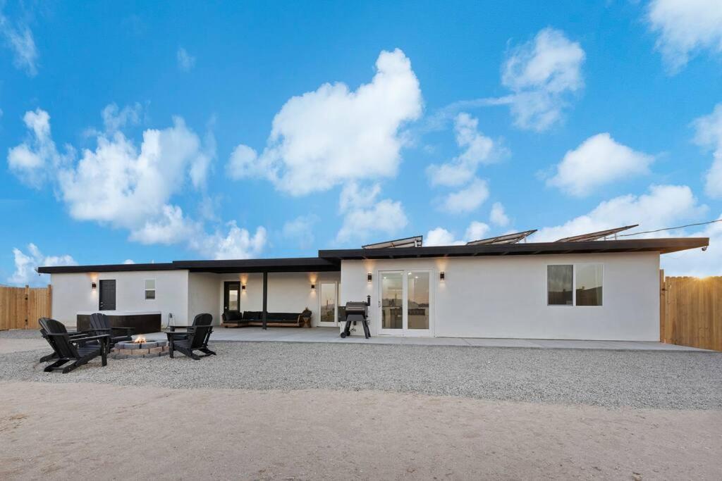 Star Gazers Modern Home On 5 Acres Of Land! Sunfair Heights Exterior photo